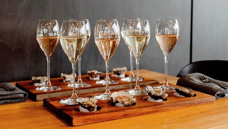 Sparkling & Oyster Tasting